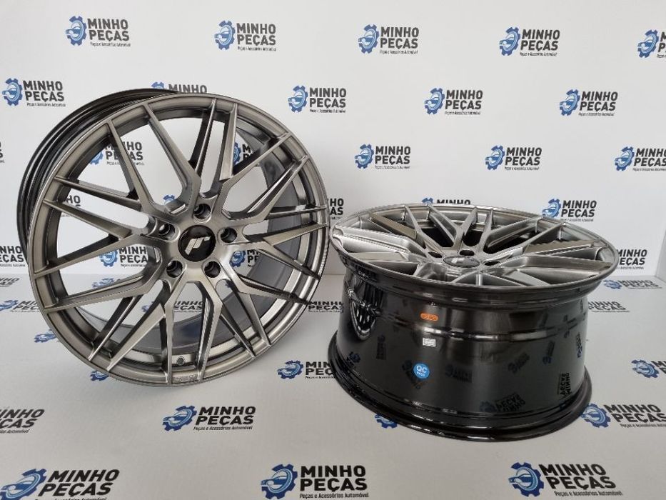 Jantes Japan Racing (JR28) em 17 (5x114.3)