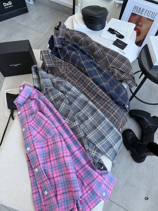 Жіноча фланелева сорочка у клітинку