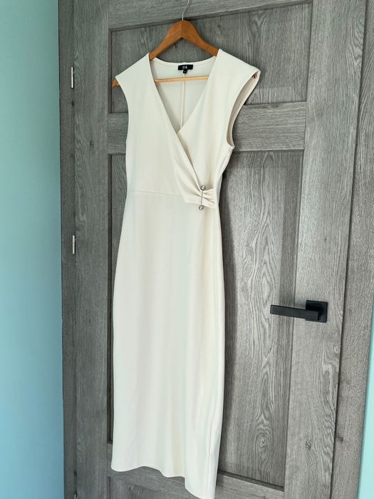 Sukienka maxi elegancka biała