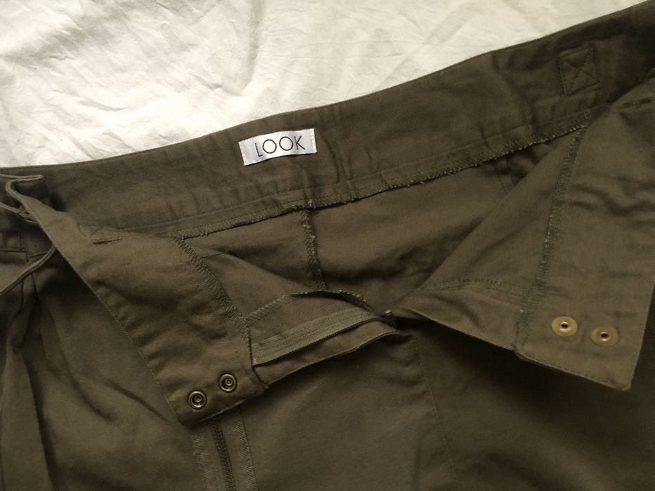 Міні-спідниця Look