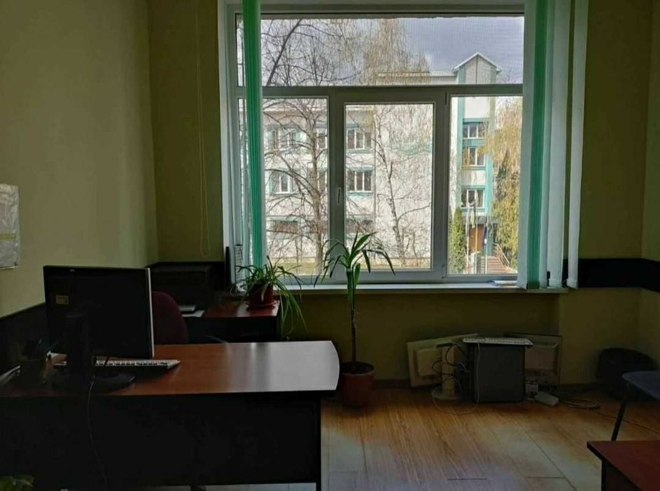 Офісні приміщення, м. Чернівці, вул. Г. Майдану, 194"А"