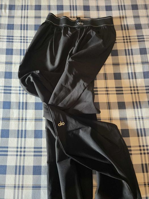 Calças Alo Yoga - Suit Up Trousers