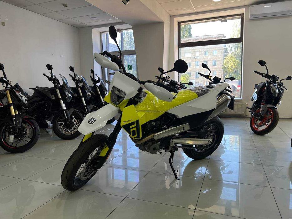 Husqvarta 701 SM Supermoto
