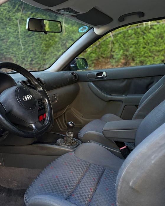Audi A3 1.9 TDI 90cv-Nacional(278.000km)
