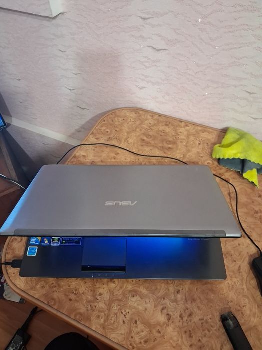 Ноутбук ASUS/i3 380m/4/640/NVIDIA GT415 1Gb/2 часа батаре,