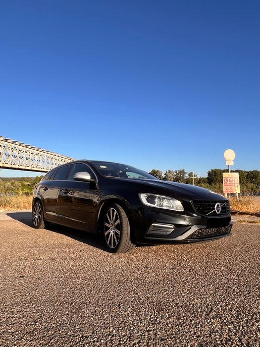 Volvo V60 D3 R Design 2017