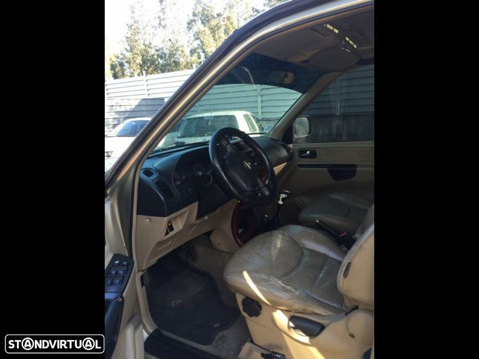 Nissan Terrano II 3.0 DI longo de 2003 para peças