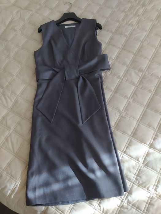 Elegancka sukienka do pracy