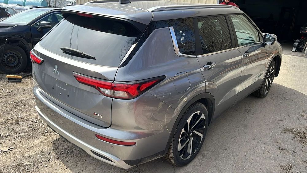 Mitsubishi Outlander Mitsubishi Outlander SE Black edition/SE Technology