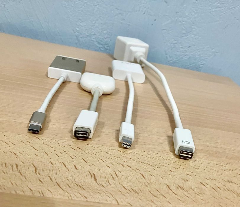 Переходник/адаптер Mini DisplayPort -> DVI, HDMI; Mini DVI -> VGA