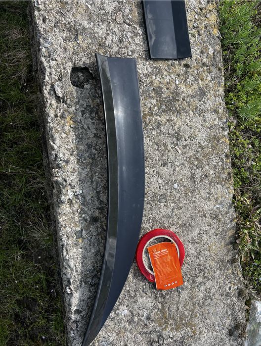 Спойлер універсальний