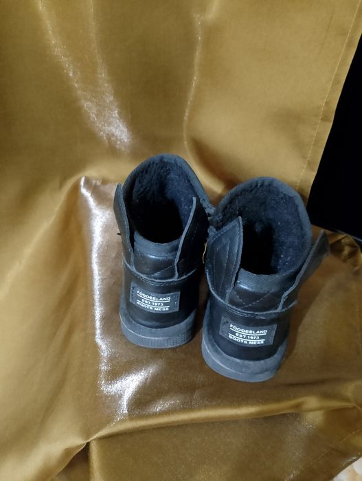 Уггі шкіряні з вушками