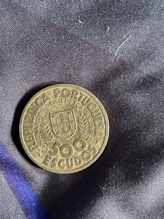 Escudos ( Moedas antigas)
