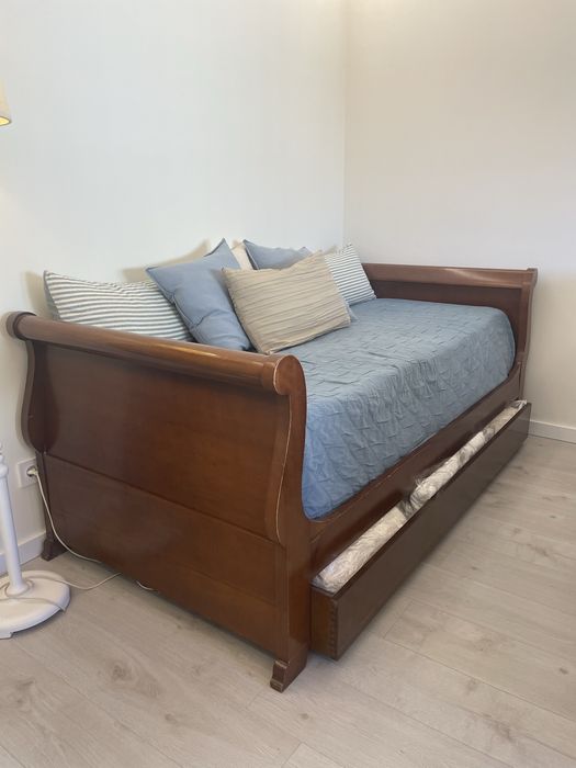 Cama + (novo) colchão