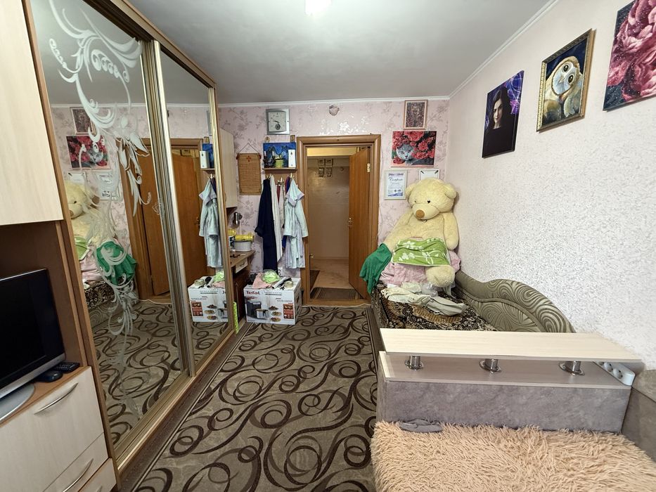 Продам кімнату у гуртожитку по вул.Волковича