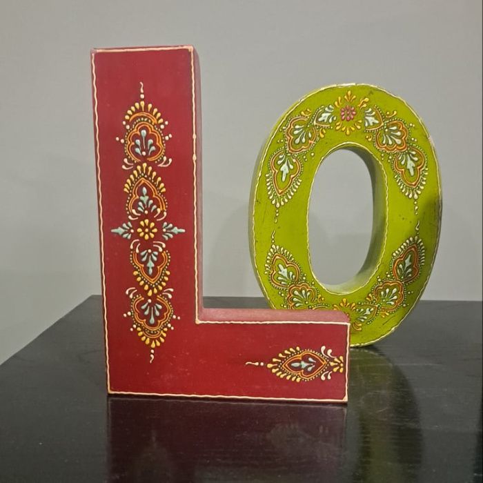 Letras Decorativas LOL em madeira C/ Embalagem Original Novas