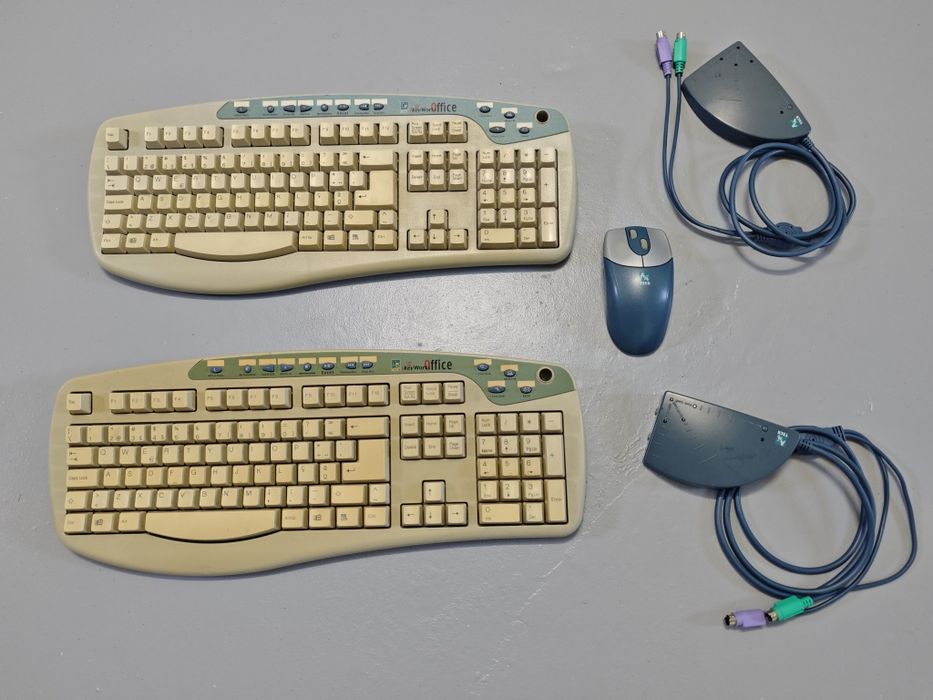 Teclados + rato wireless PS/2 a funcionar