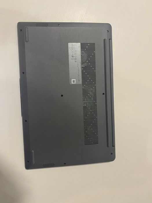 Computador Portátil LENOVO IdeaPad 3