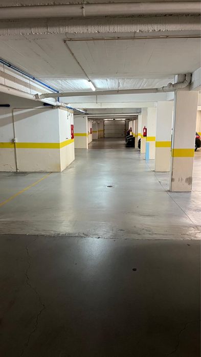 Apartamento T3 novo com garagem.