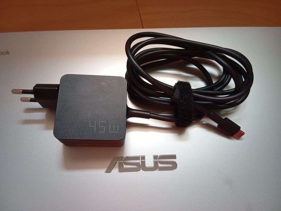 ASUS CX1700CK Chromebook 17,3”  Como novo