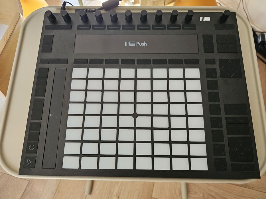 Ableton Push 2 kontroler