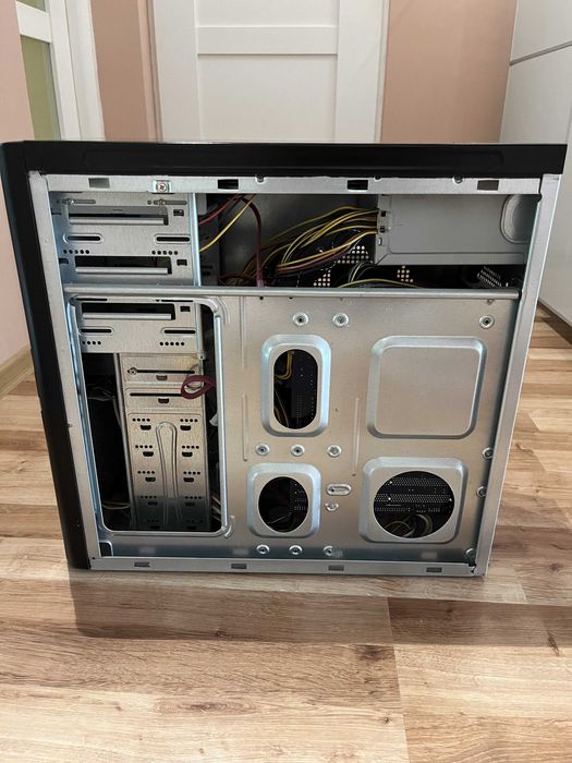Komputer stacjonarny