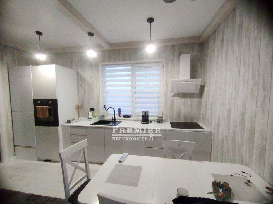 2-поверховий будинок 98 кв.м в Н.Дофінівці. Вид на море і лиман.