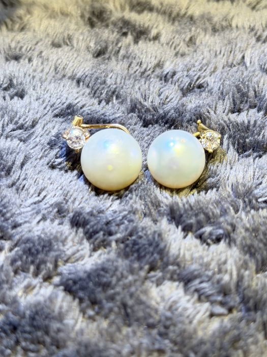 Kolczyki 585 z diamencikami 0,25 karat