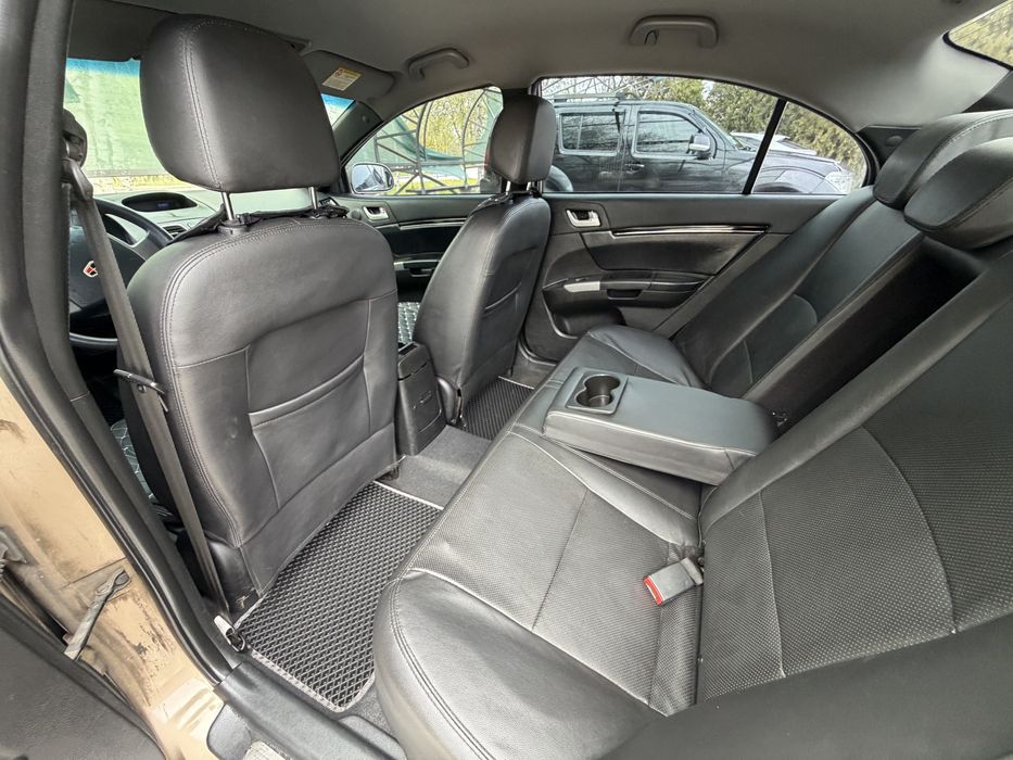 Geely Emgrand EC7 2013 год 1.8 ( 123.000 пробега ) не крашен