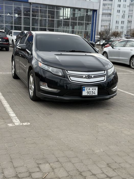 Chevrolet Voltрестайл макс комплектация,80км на электрикеШевроле Вольт