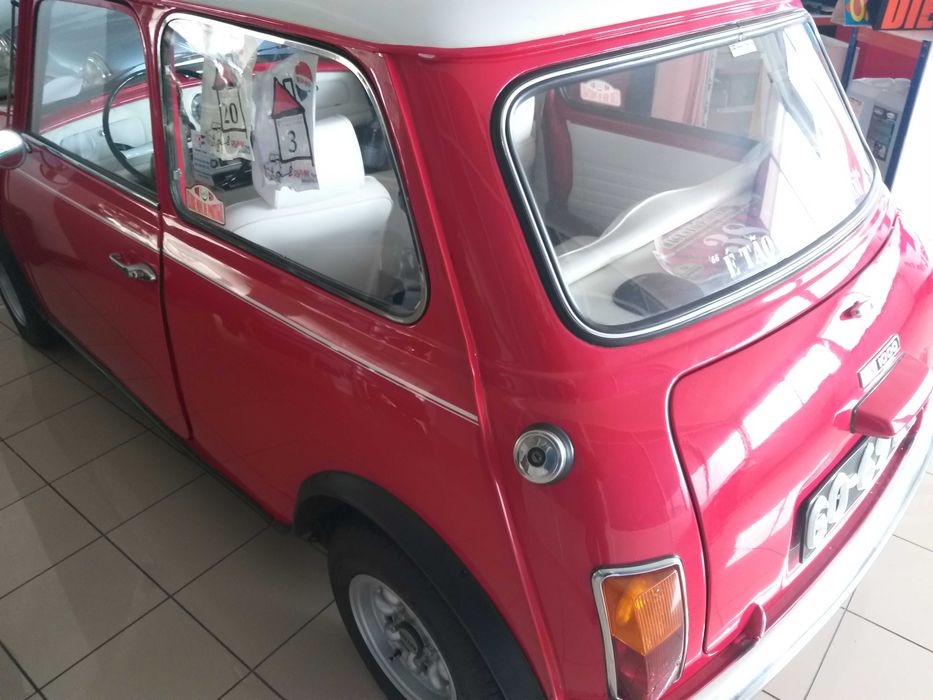 Aluguer de Mini Morris para Casamentos