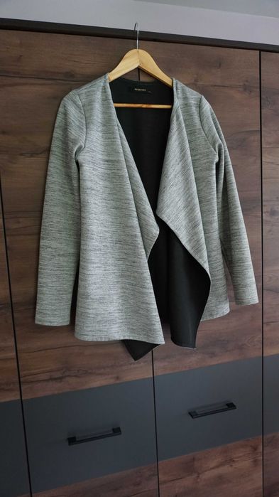 Narzutka płaszcz Reserved size Lv