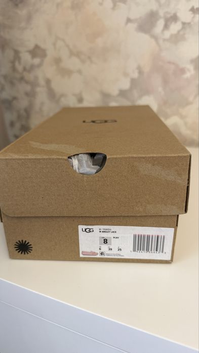 Ugg оригінал 8 розмір