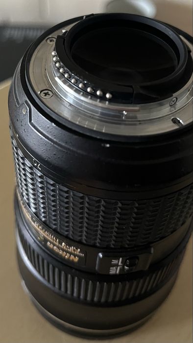 Objetiva Nikon 24-70mm f2.8 G ED