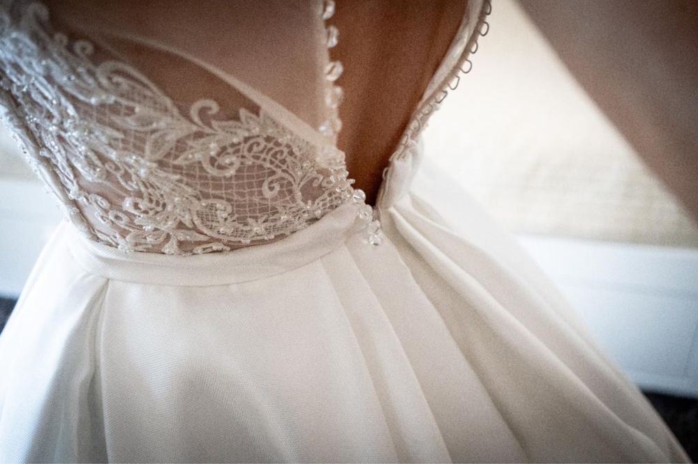 Vestido de Noiva + capa