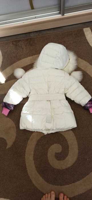 Пуховый комплект зимний для девочки