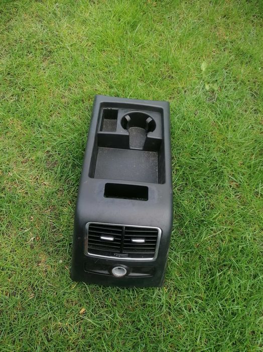 Audi A6 C6 Tunel Środkowy Tył Tylny Osłona Tunelu Kratki Nawiewu Tylne