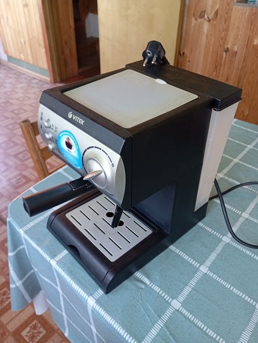 Кавоварка Vitek vt-1511 BK