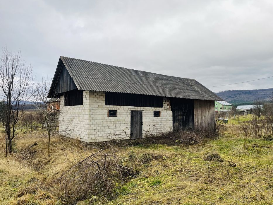 Незавершене будівництво 140 м² та технічна будівля