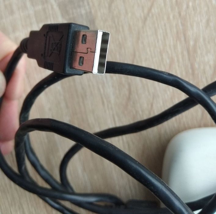 WiFi роутер Huawei E5220 3G працює б/в мобільний бездротовий