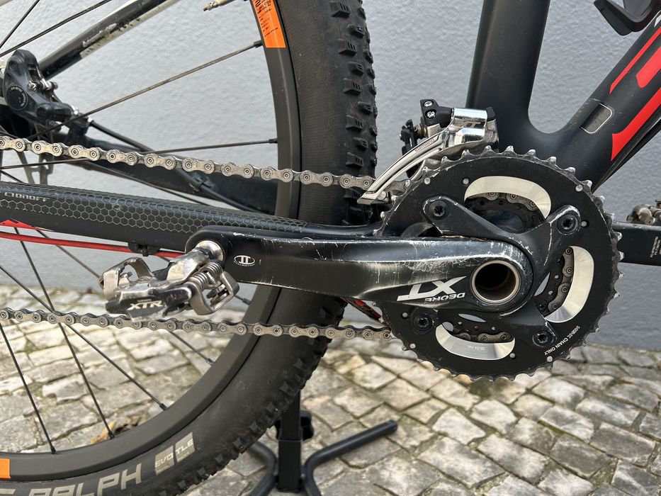 SCOTT Spark 29 Full XT tam. S - Rodas em Carbono