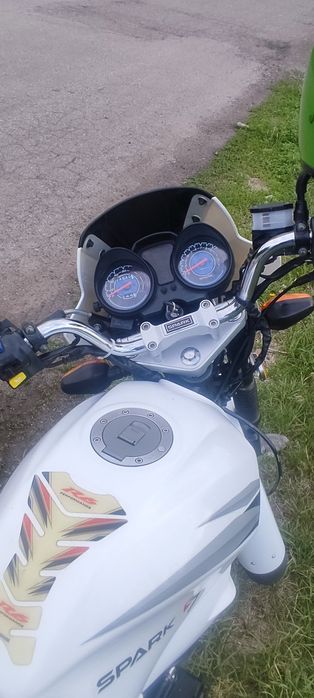 Мотоцикл SPARK 200