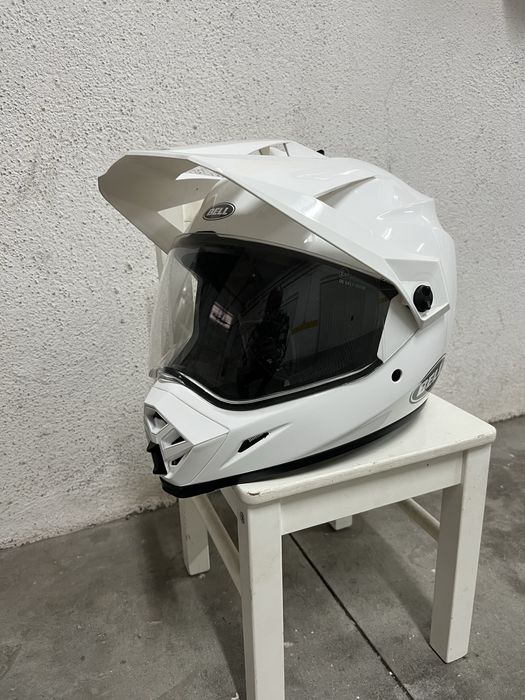 Capacete Bell usado 5 vezes quase novo