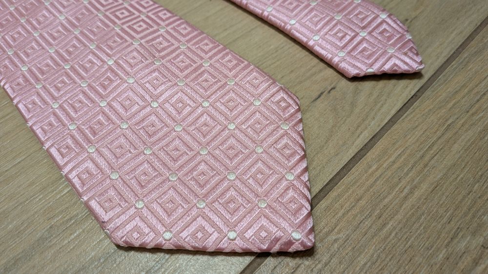 Crombie krawat pudrowy róż różowy jedwab jedwabny Made in Italy brytyjski
