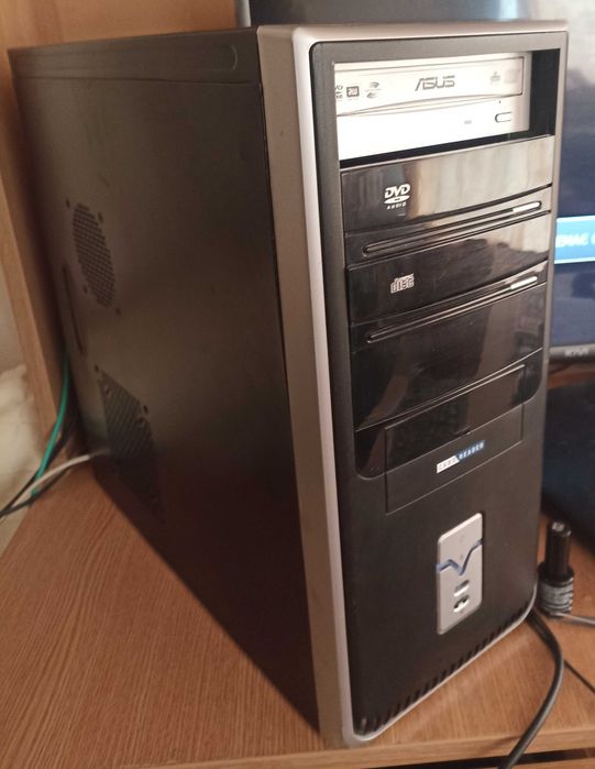 Комп'ютер Xeon E5450 4 ядра без ссд