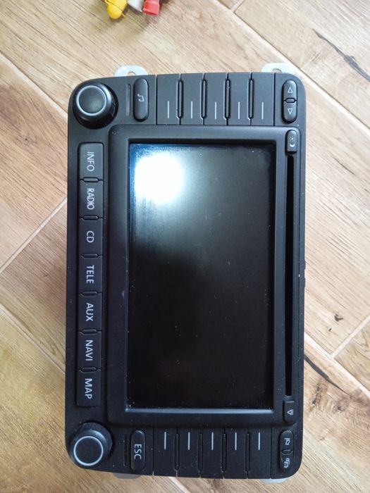 Продам магнітолу