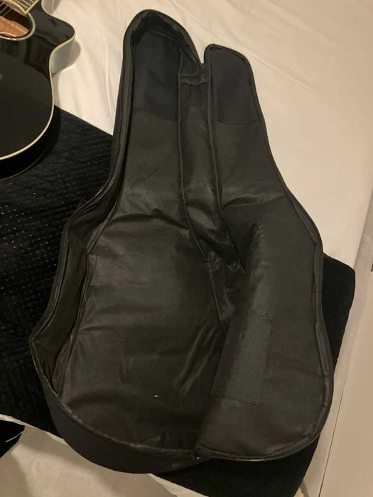 Yamaha APX 600 Black