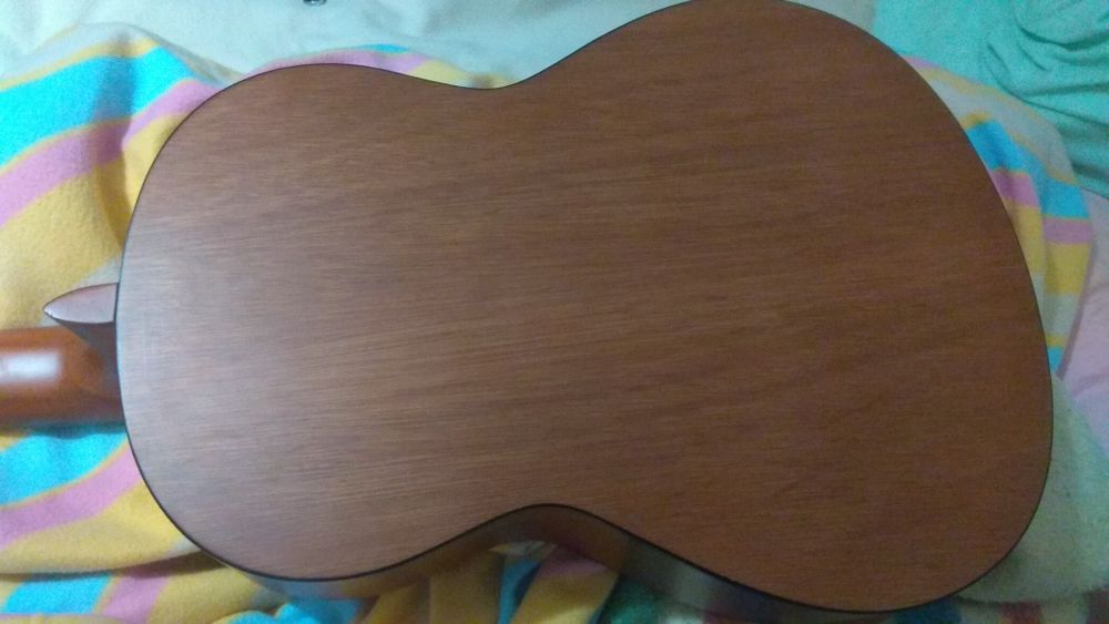 YAMAHA Tampo madeiras selecionadas l Guitarra clássica C30m