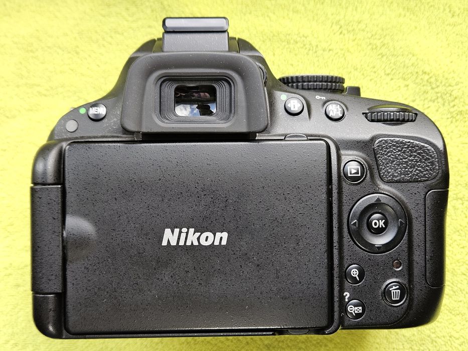 Nikon d5100 5690пробігу,об'єктиви та аксесуари
