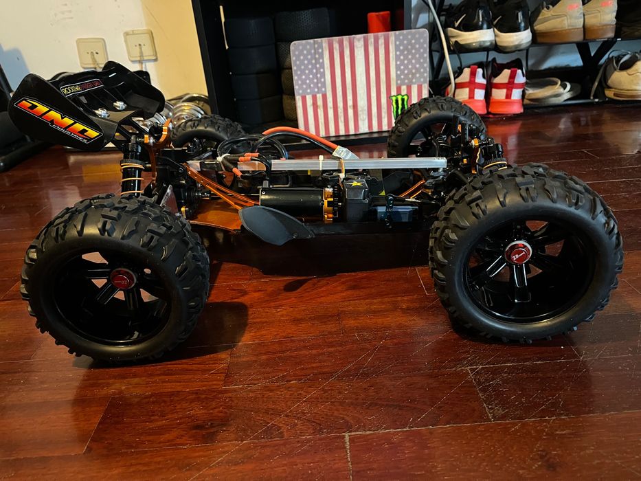 Carro Telecomandado/ Hobao SSTe Truggy 1.8